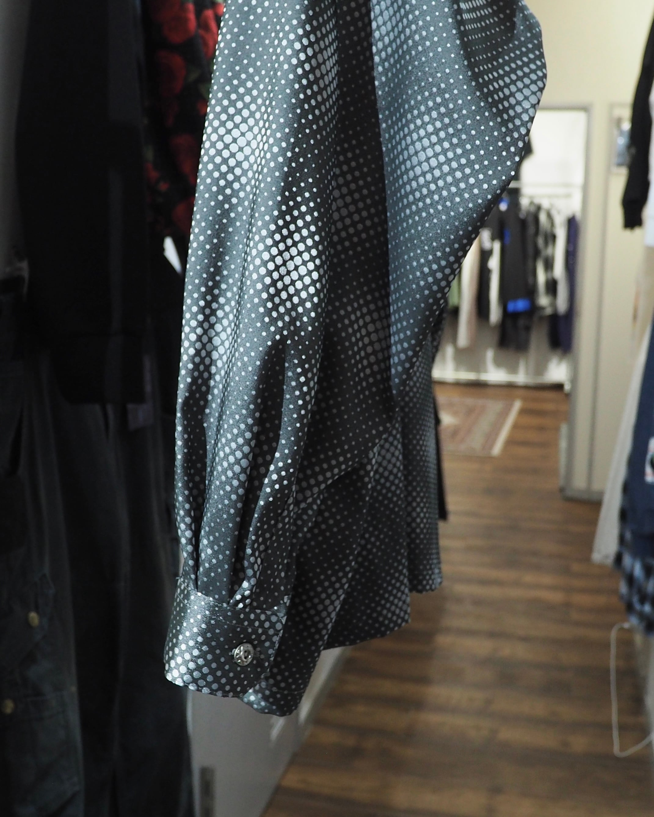 1990s Glossy Dot pattern vintage Drape loose stand collar shirt