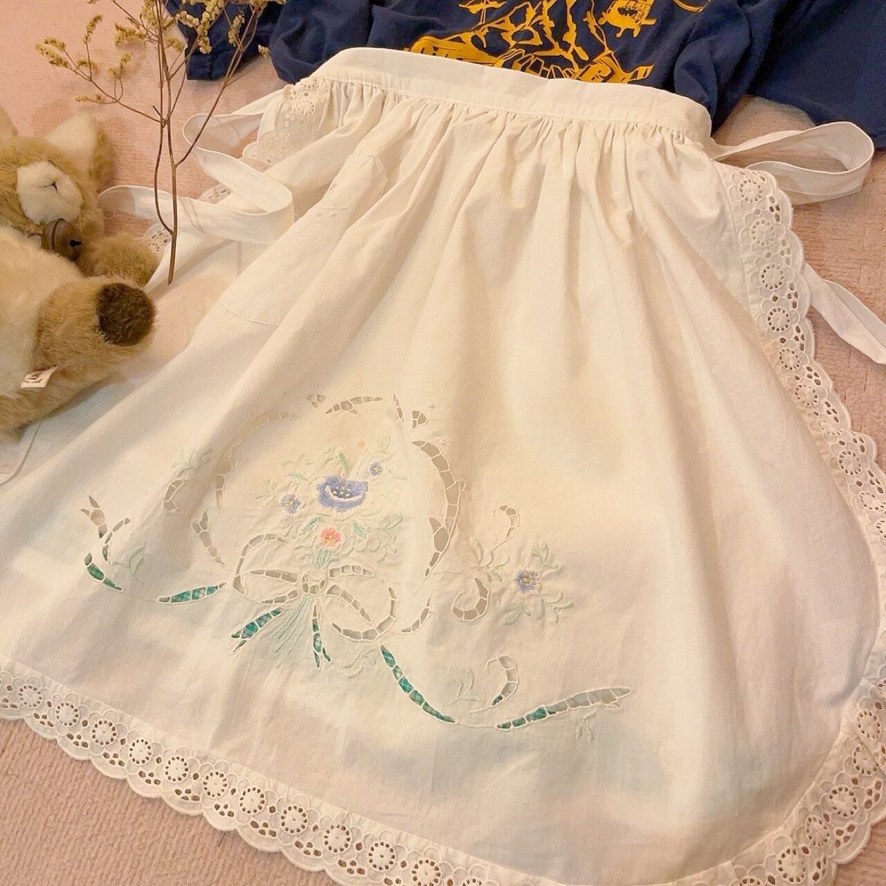 remake : white flower apron mini skirt