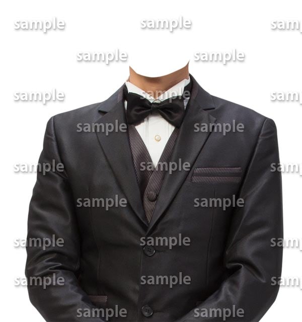 男性黒スーツ蝶ネクタイ正面 遺影素材ダウンロード販売
