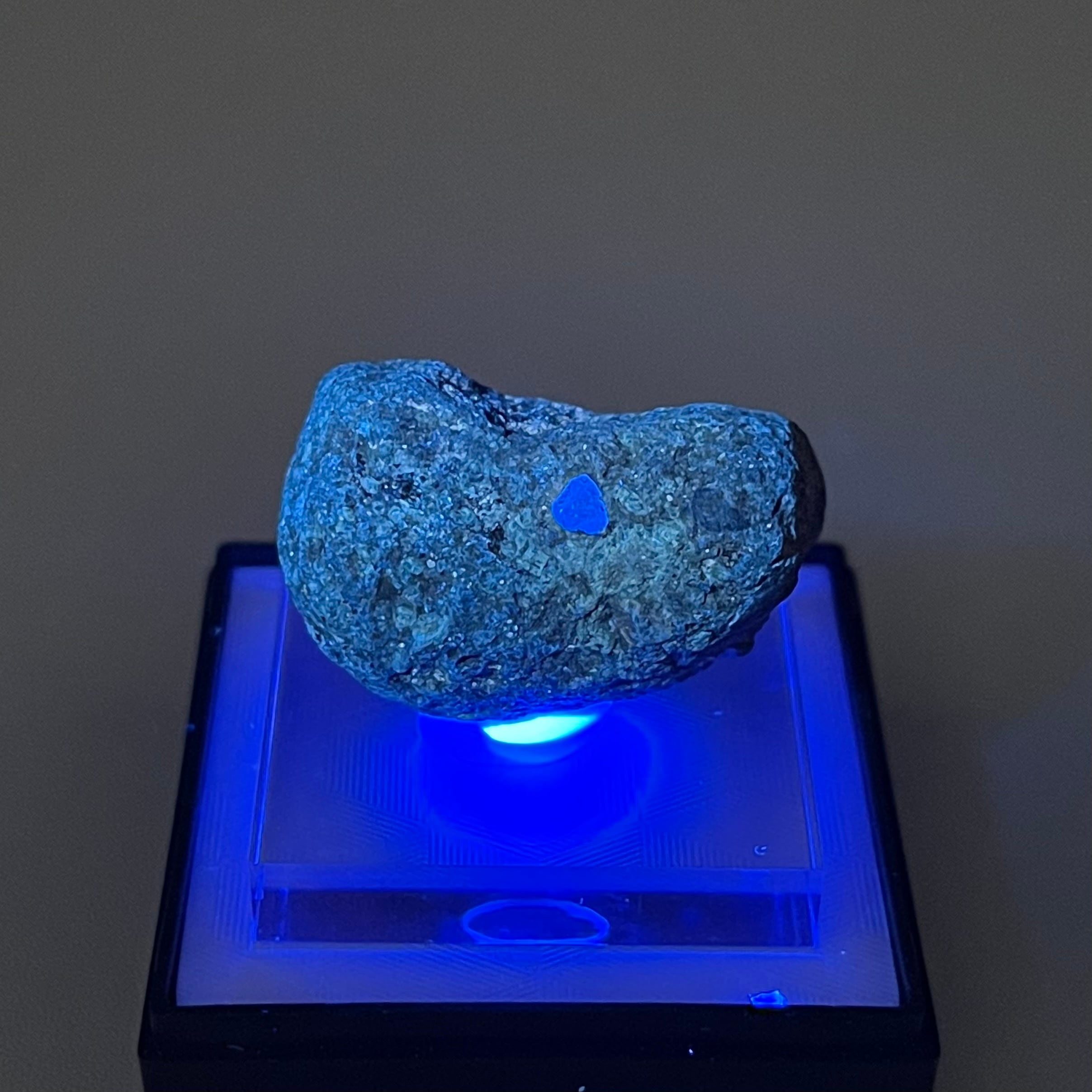 ダイヤモンド【Diamond】ロシア産 | PEANUTS MINERALS