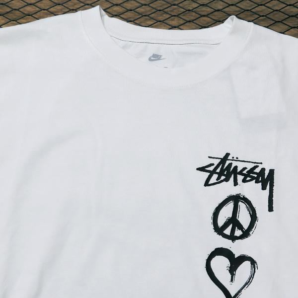 Stussy Nike Tee ステューシー ナイキ　ピースラブスウッシュ