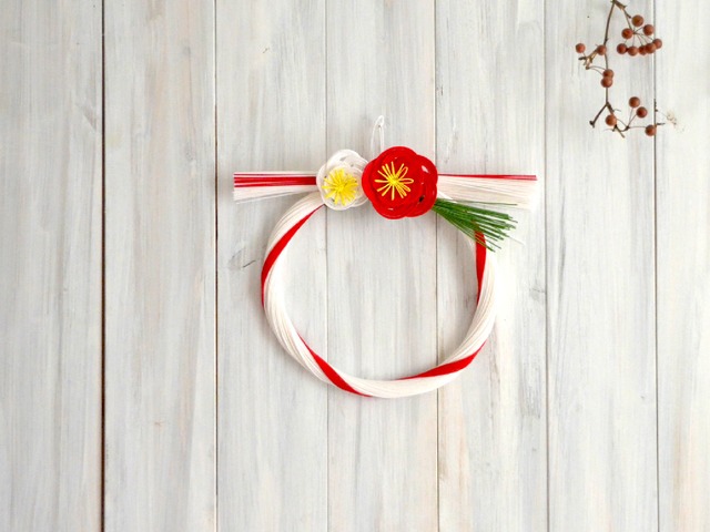 KYOTO TSUNAGU WORKS / 水引 しめ縄 正月飾り 大 "うめ こうはく" S-006