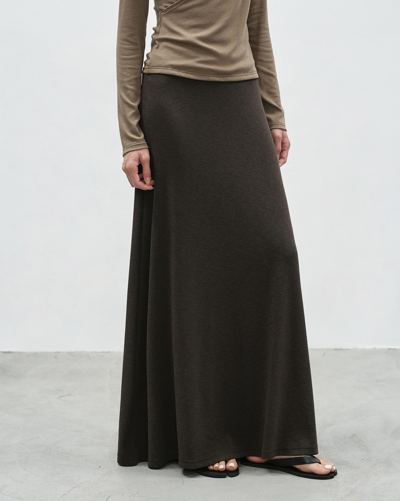 Maxi length a-line long skirt L0146