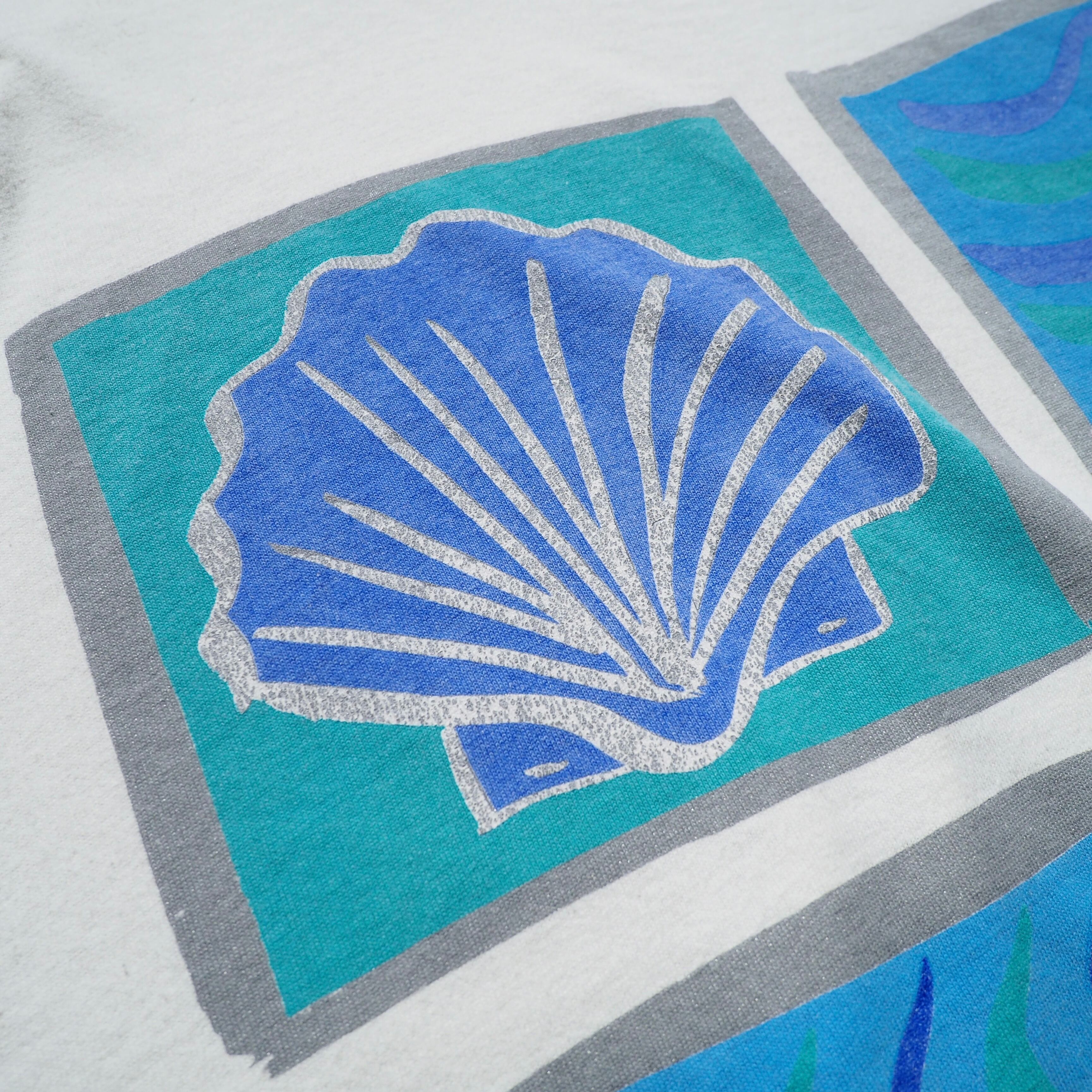 1990s ” Beach Bound ” Big Pocket Embbossed vintage loose SS Tee (made in Usa)