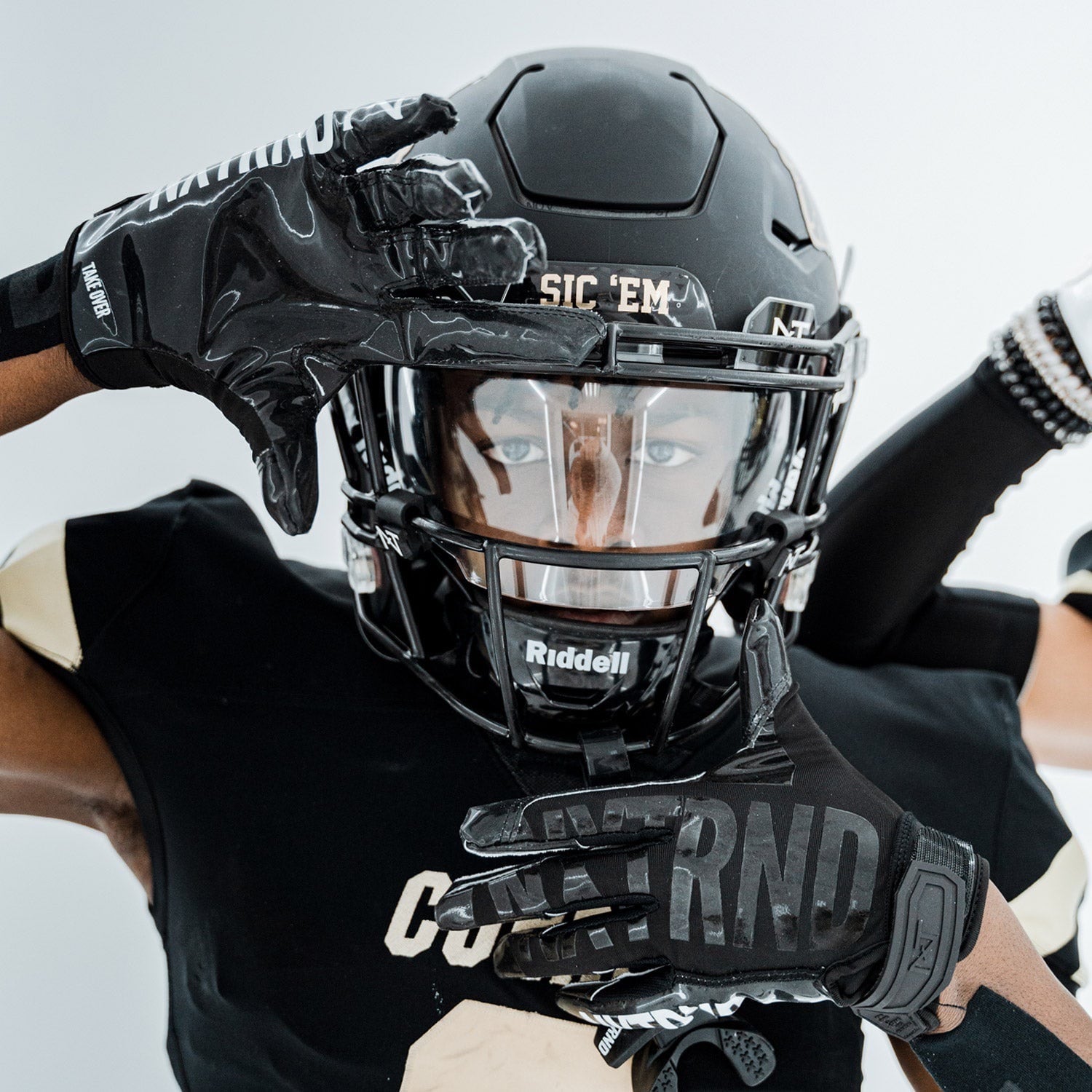 NXTRND G1 PRO アメフト グローブ ブラック | END ZONE/エンドゾーン