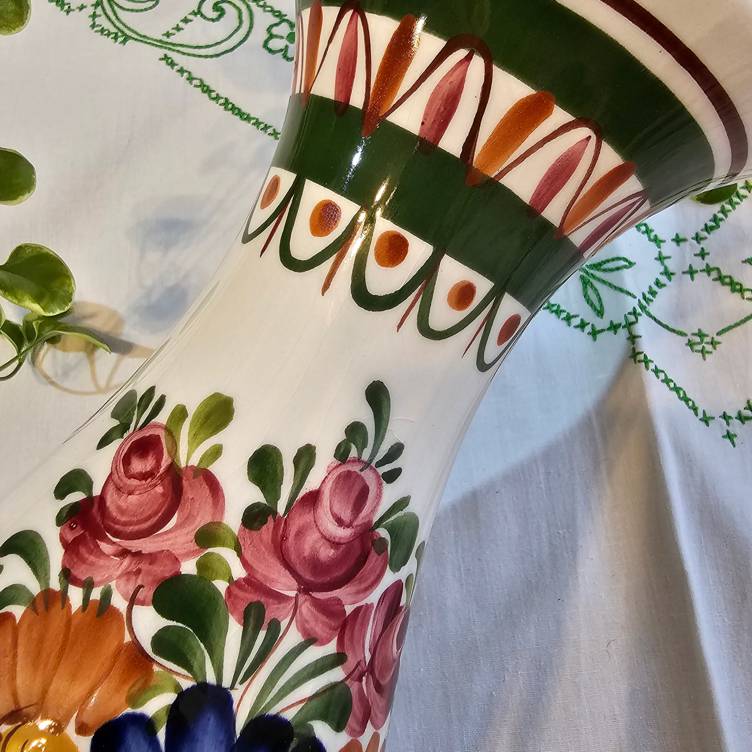 ハンガリー 手描きの花柄 フラワーベース | kolbenova