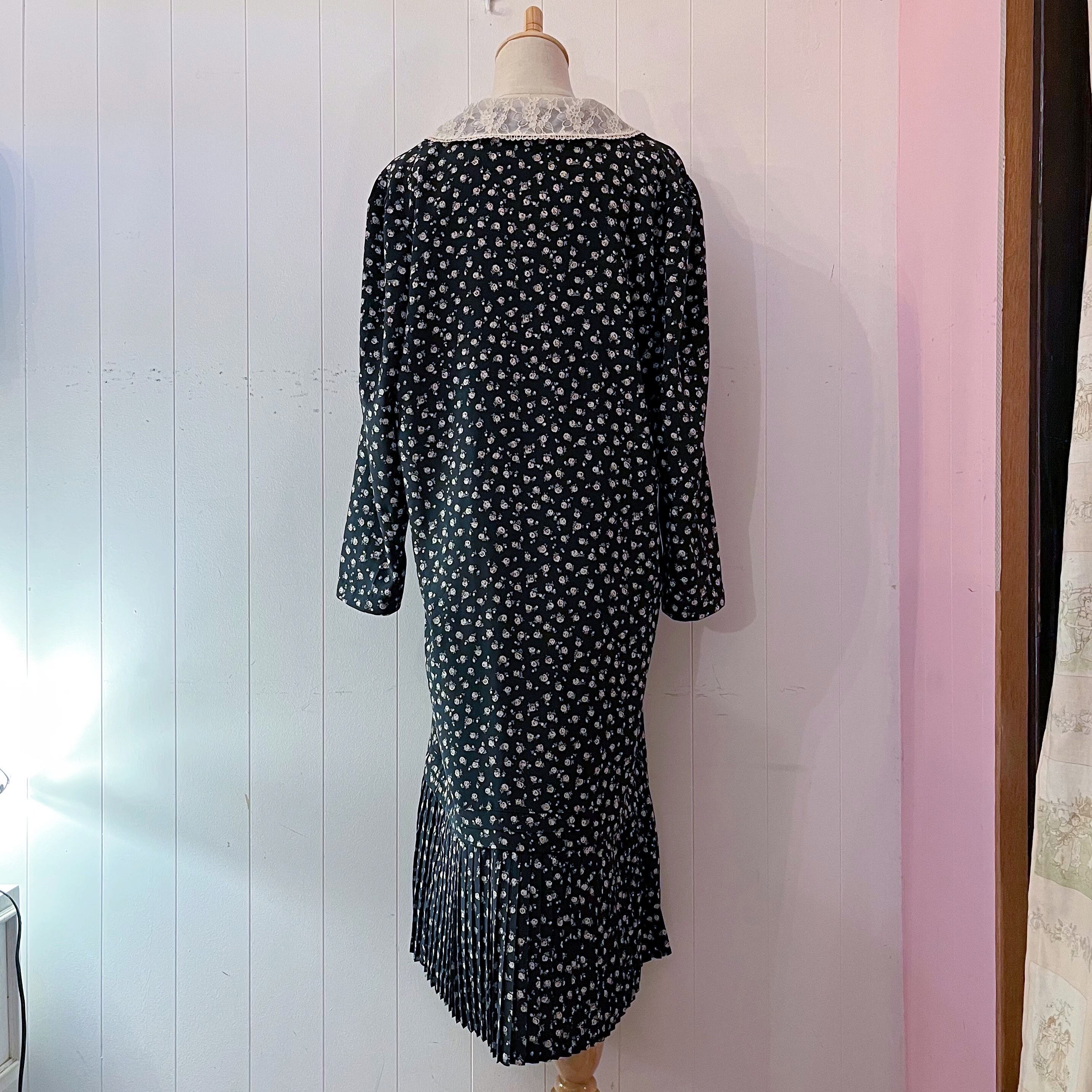 mini rose lace collar one-piece