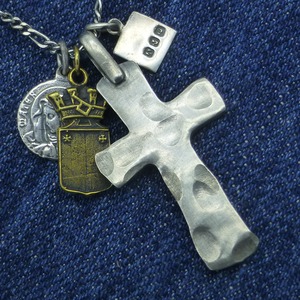 〚5/7値上げ¥24,200に☝〛★amp japan 3AK-102N／Large Cross with Silver Maria, Brass Crest