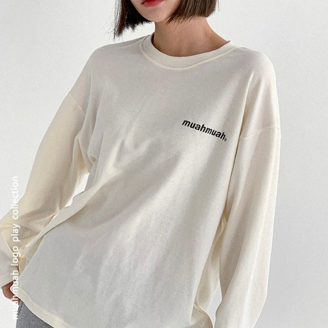Muah Muah Signature Logo Line T Shirt ムアムア 正規品 韓国 ブランド 韓国ファッション 韓国代行 長袖tシャツ Bonz 韓国ブランド 代行 Muah Muah Signature Logo Line T Shirt ムアムア 正規品 韓国 ブランド 韓国ファッション 韓国代行 長袖tシャツ Bonz 韓国ブランド 代行