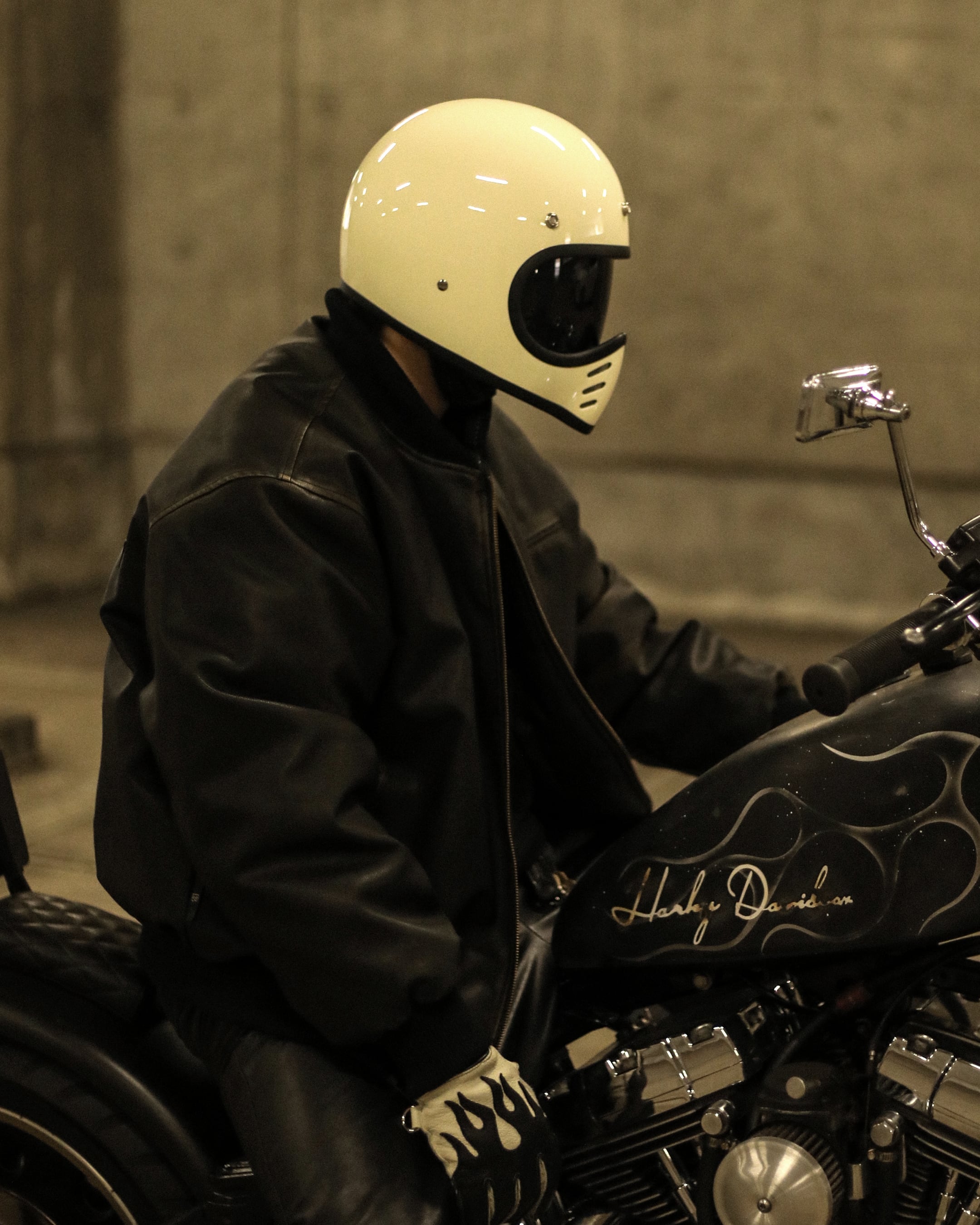 国内送料無料】VINTAGE SMALL FULL HELMET | BARYFROMTHENORM