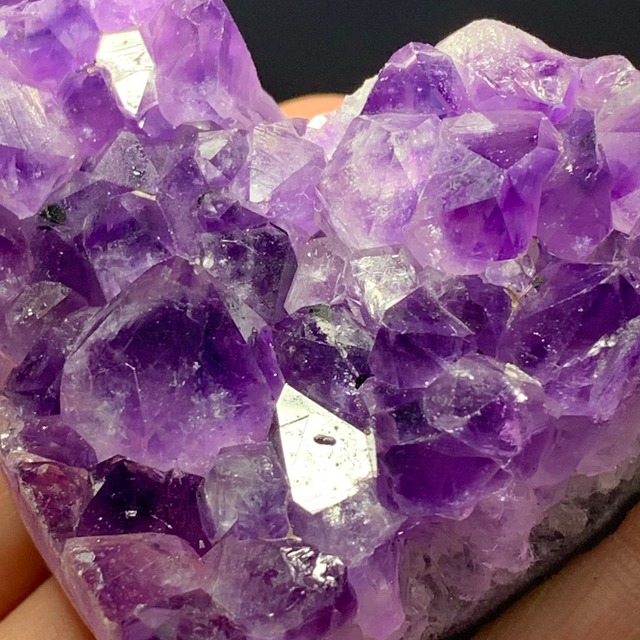 10.ハートアメジストクラスター