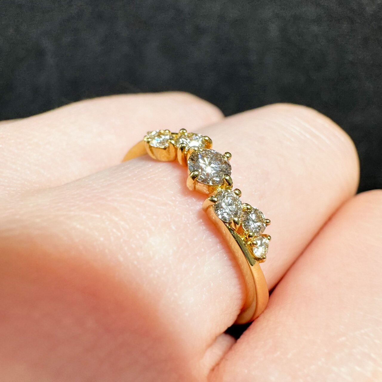 美品k18 ダイヤモンド　グラデーションリング K18YG 0.32ct ランダムグラデーション ダイヤモンドリング | カオキ