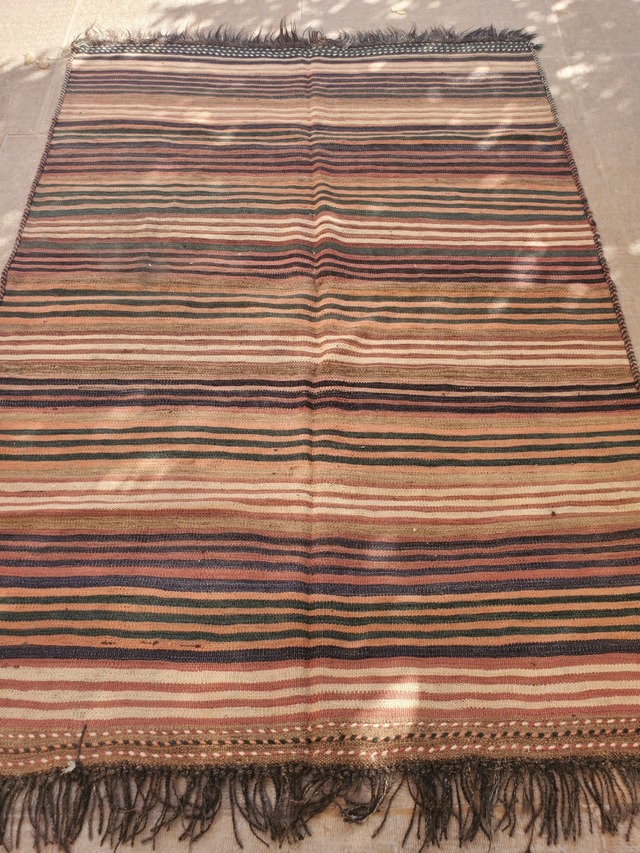 絨毯クエスト45【No.19】Kilim ※現在、こちらの商品はイランに置いてあります。ご希望の方は先ずは在庫のご確認をお願いします。