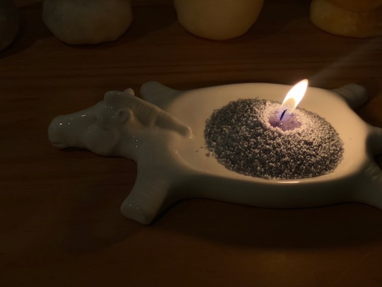 calm candle : sand wax / color