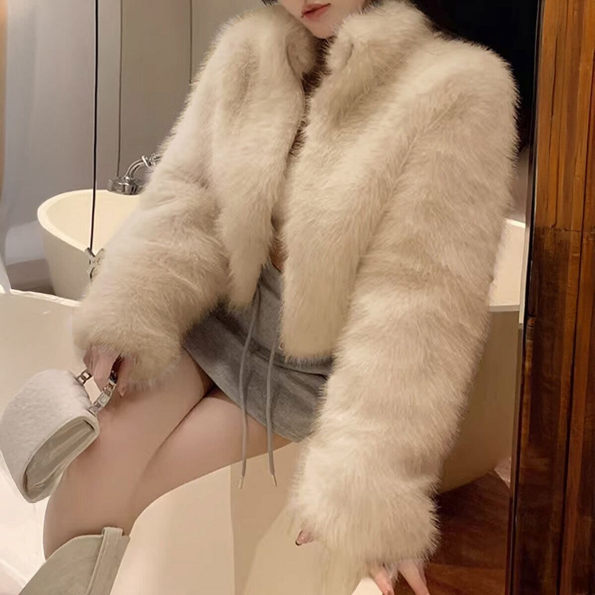 ファー ジャケット ふわふわ ボレロ レディース 秋冬 韓国 きれいめ 大人 上品 おしゃれ カジュアル アウター 中綿 ショート丈 防寒 防風 大人可愛い 大人女子