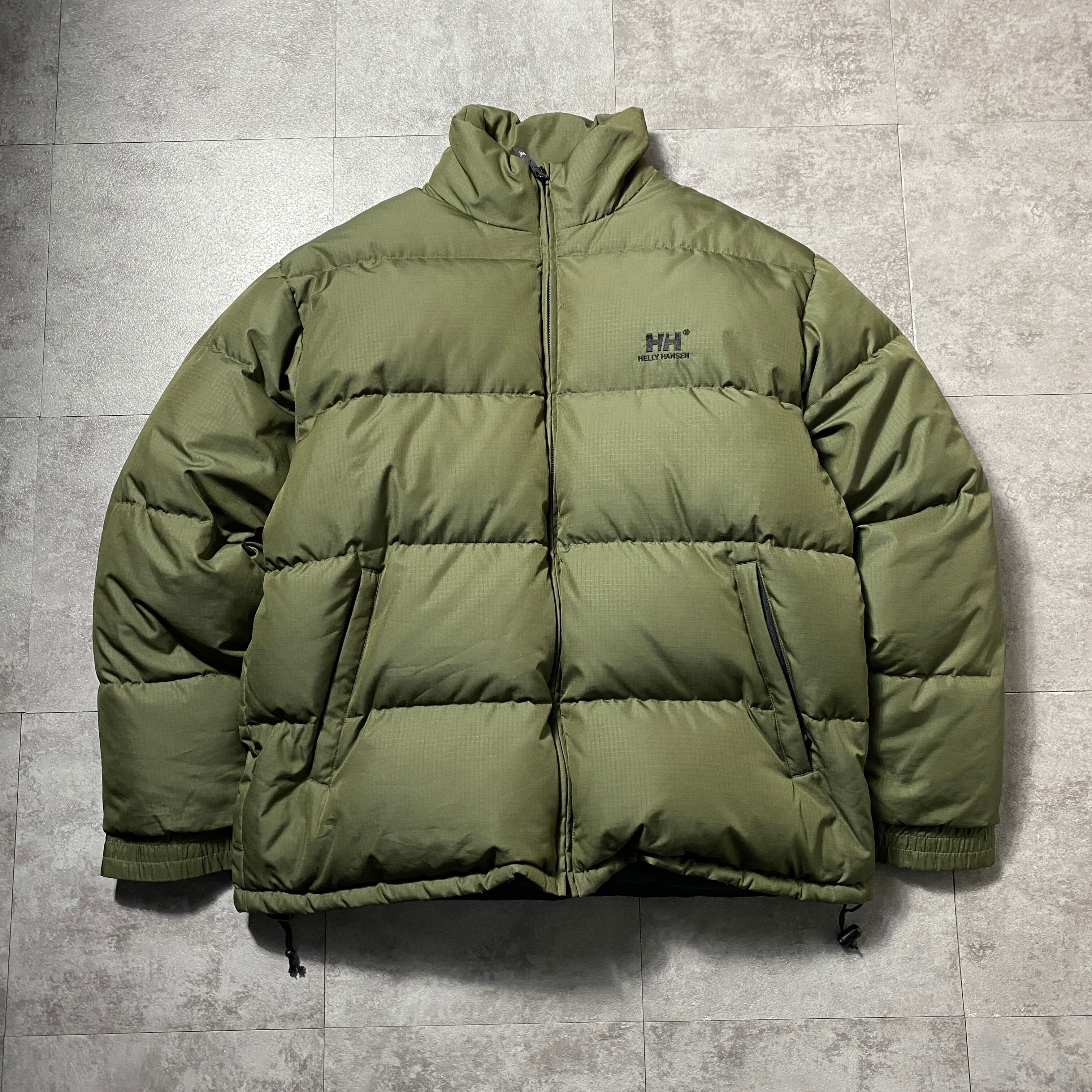 【新品未使用】ヘリーハンセン　花柄　洗える ダウンジャケット　カーキ　サイズM 公式 ストアファッション - 【新品未使用】ヘリーハンセン 花柄 洗える