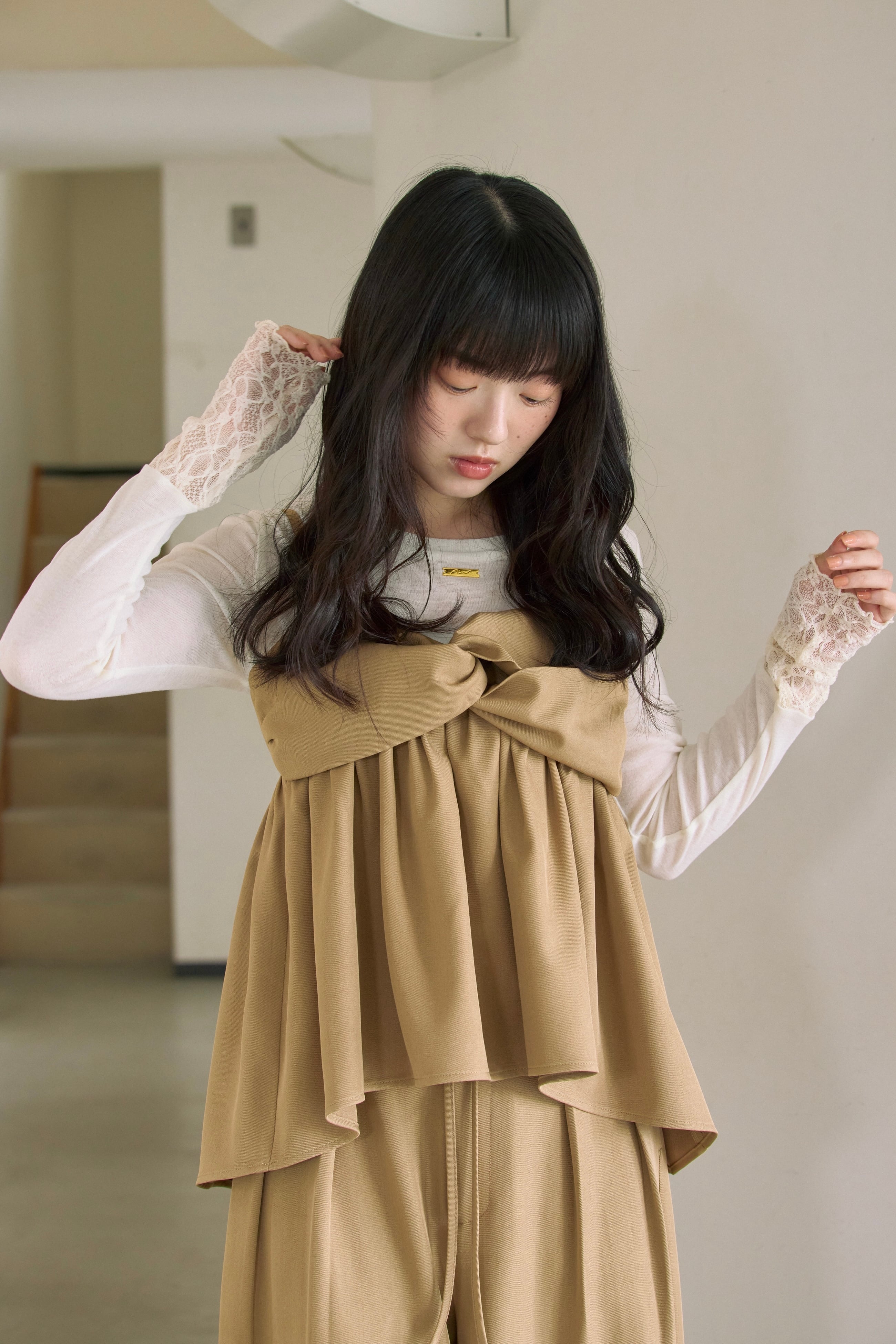 AM670907 twist hemline cami bustier【set up可】