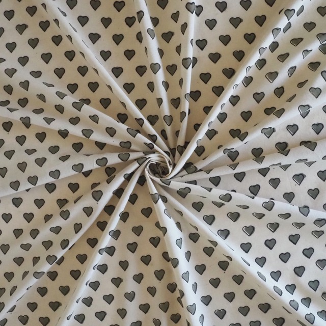 ブロックプリント生地【50cm単位】インド綿  ハート柄 カーキ×生成り #53710-GR1