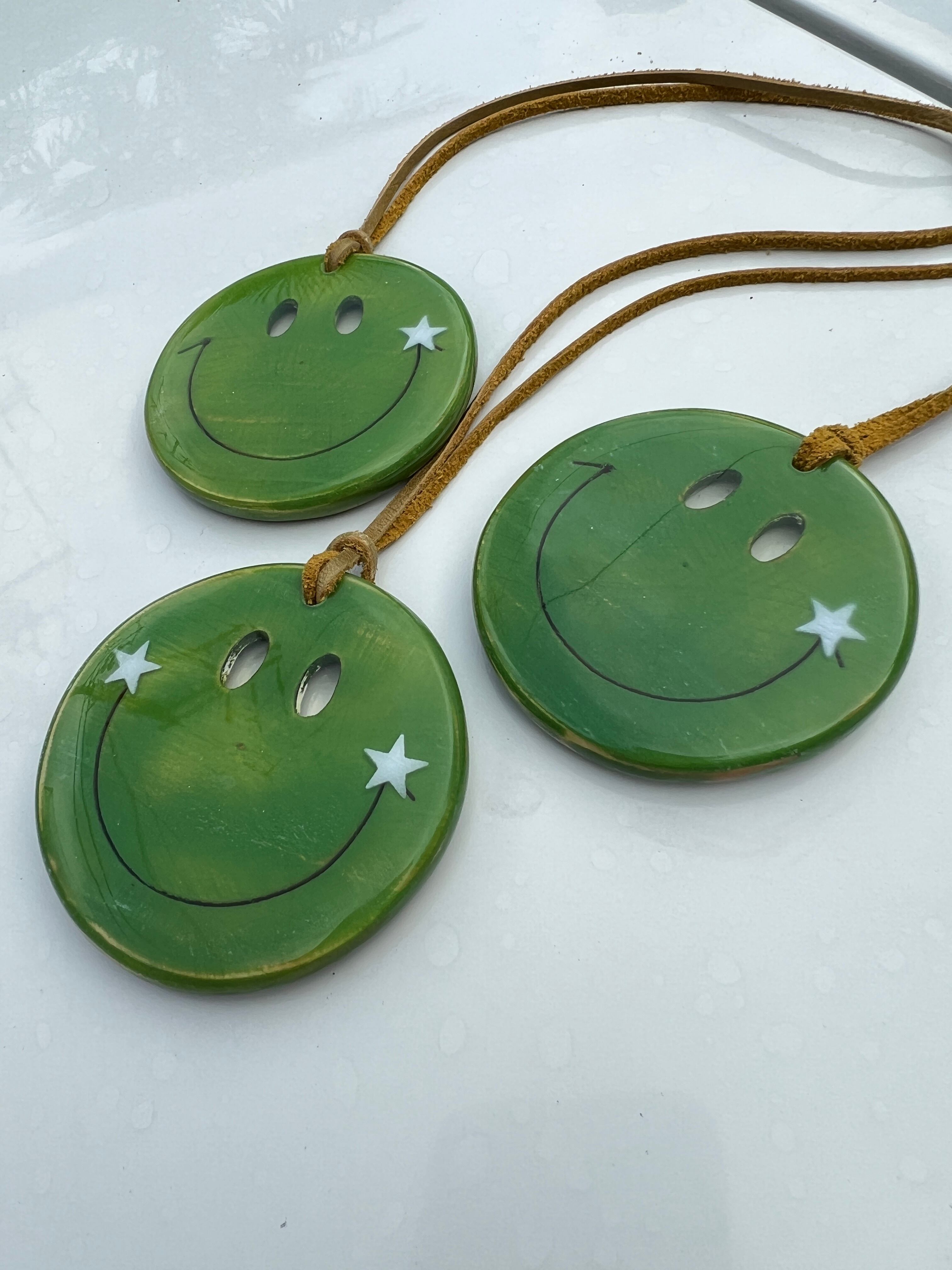 スマイルアクセサリー ▶︎ グリーン スター2つ