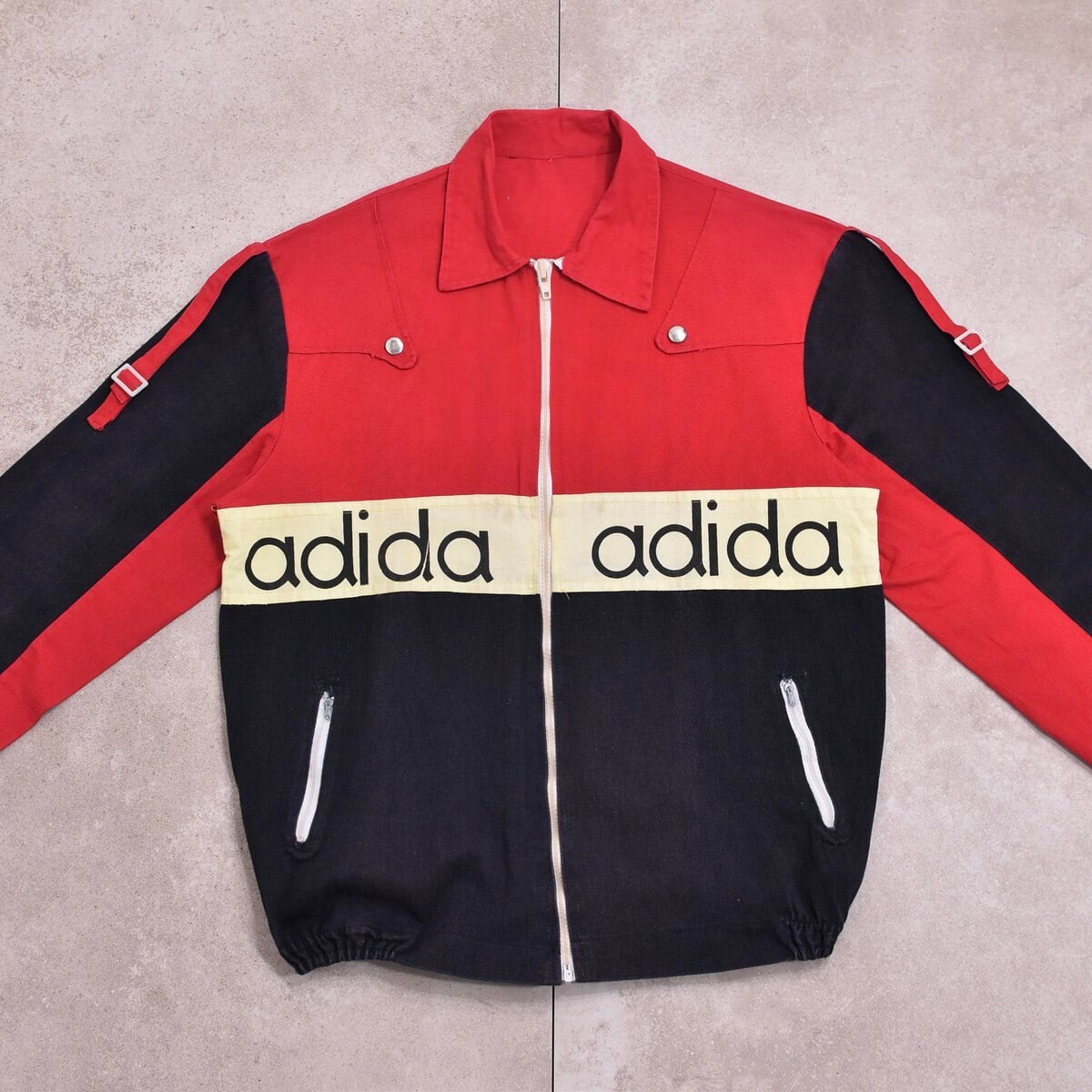 Vintage ヴィンテージ adidas？ アディダス？ コットンジャンパー