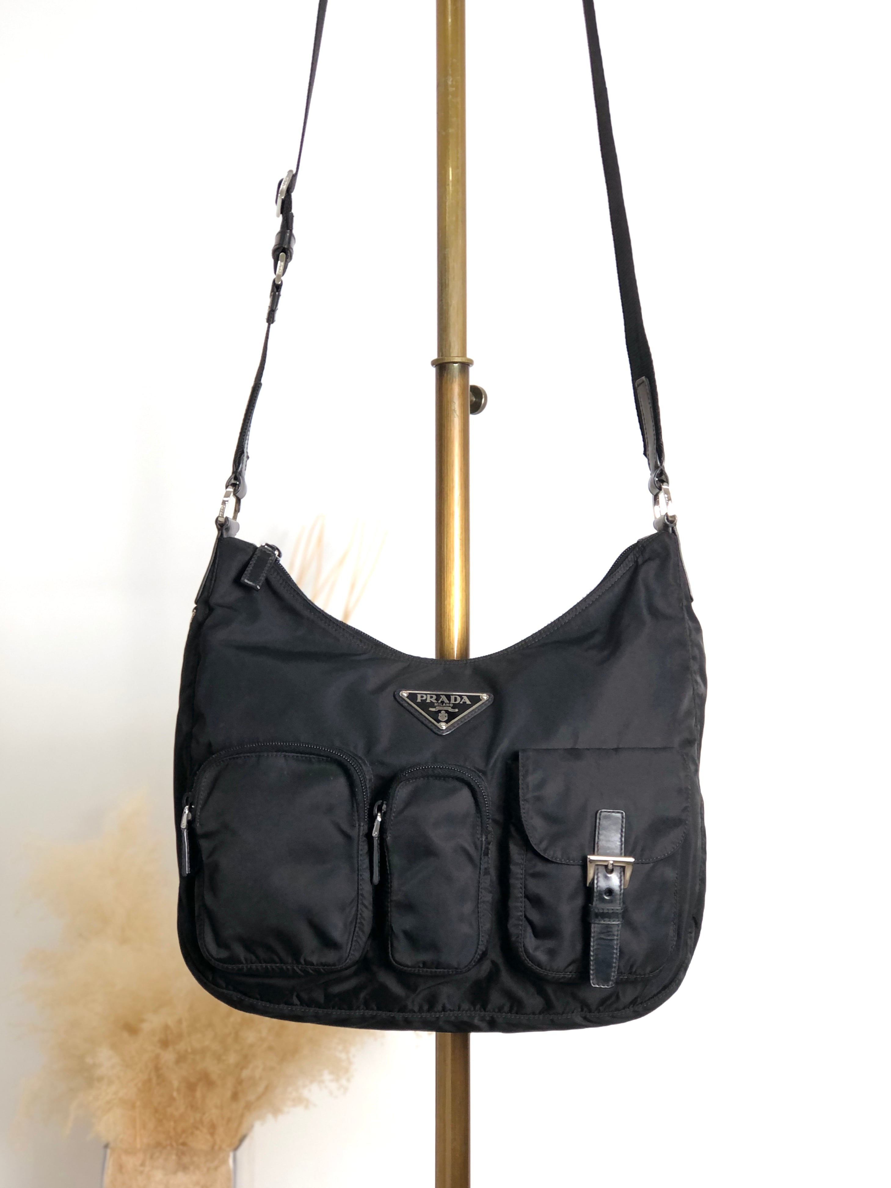 PRADA プラダ ショルダーバッグ ブラック トライアングルロゴ ナイロン フロントポケット vintage ヴィンテージ オールド 5ia535