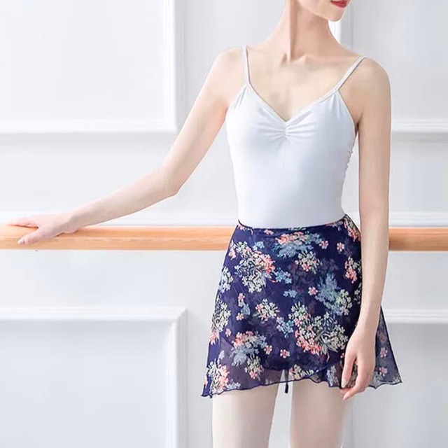 フラワーブーケ シフォンスカート ショート丈 2色展開 L1400