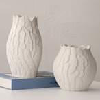 セラミック 花瓶 璞芳 テクスチャ 陶器 白 フラワーベース デザイン インテリア オブジェ モダン 自然 有機的