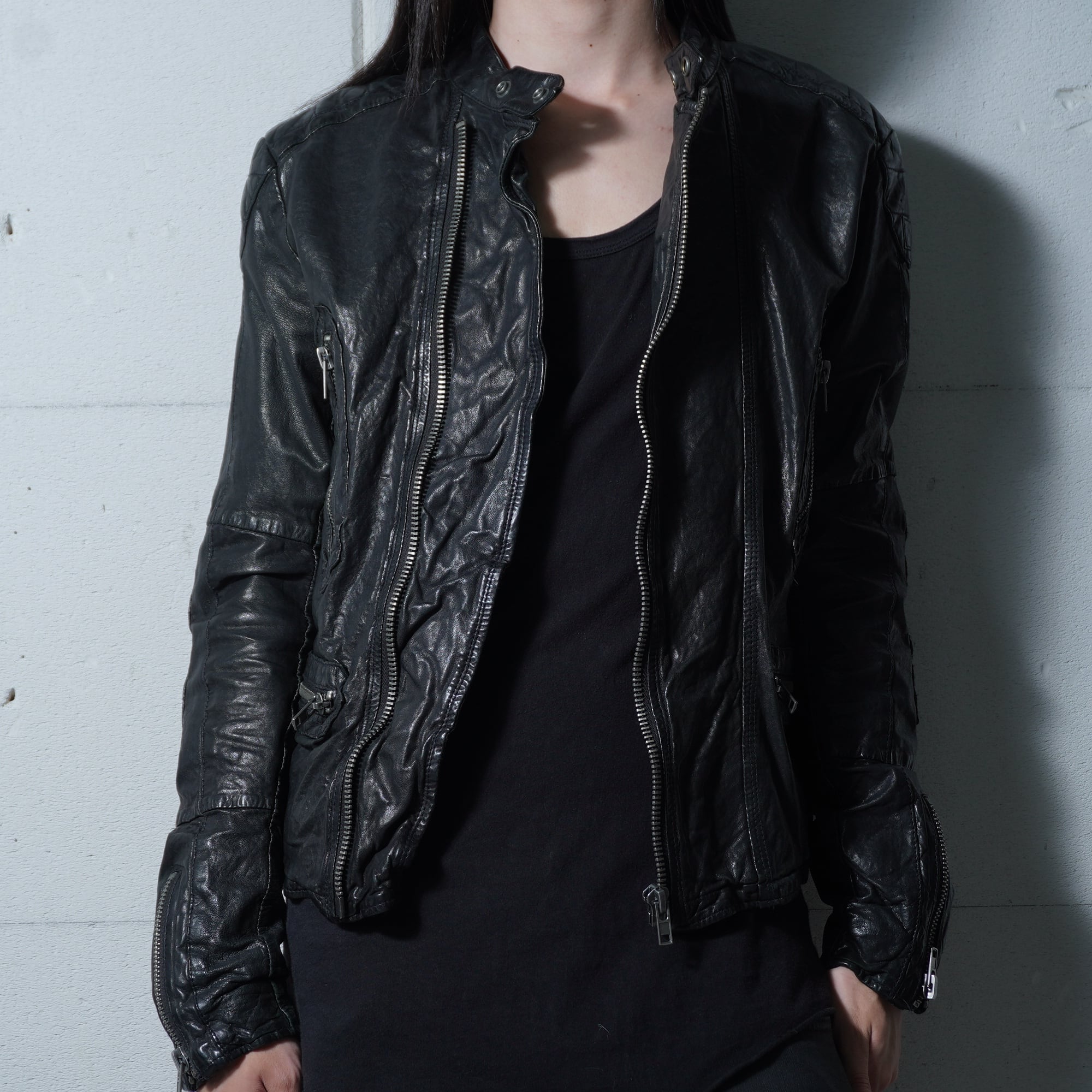DIESEL | MIXHIVE