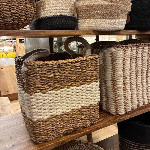 Bangladesh Square jute seagrass basket M　バングラディッシュ　スクエアジ ュートシーグラスバスケット　M　収納　カゴ　四角　小物入れ