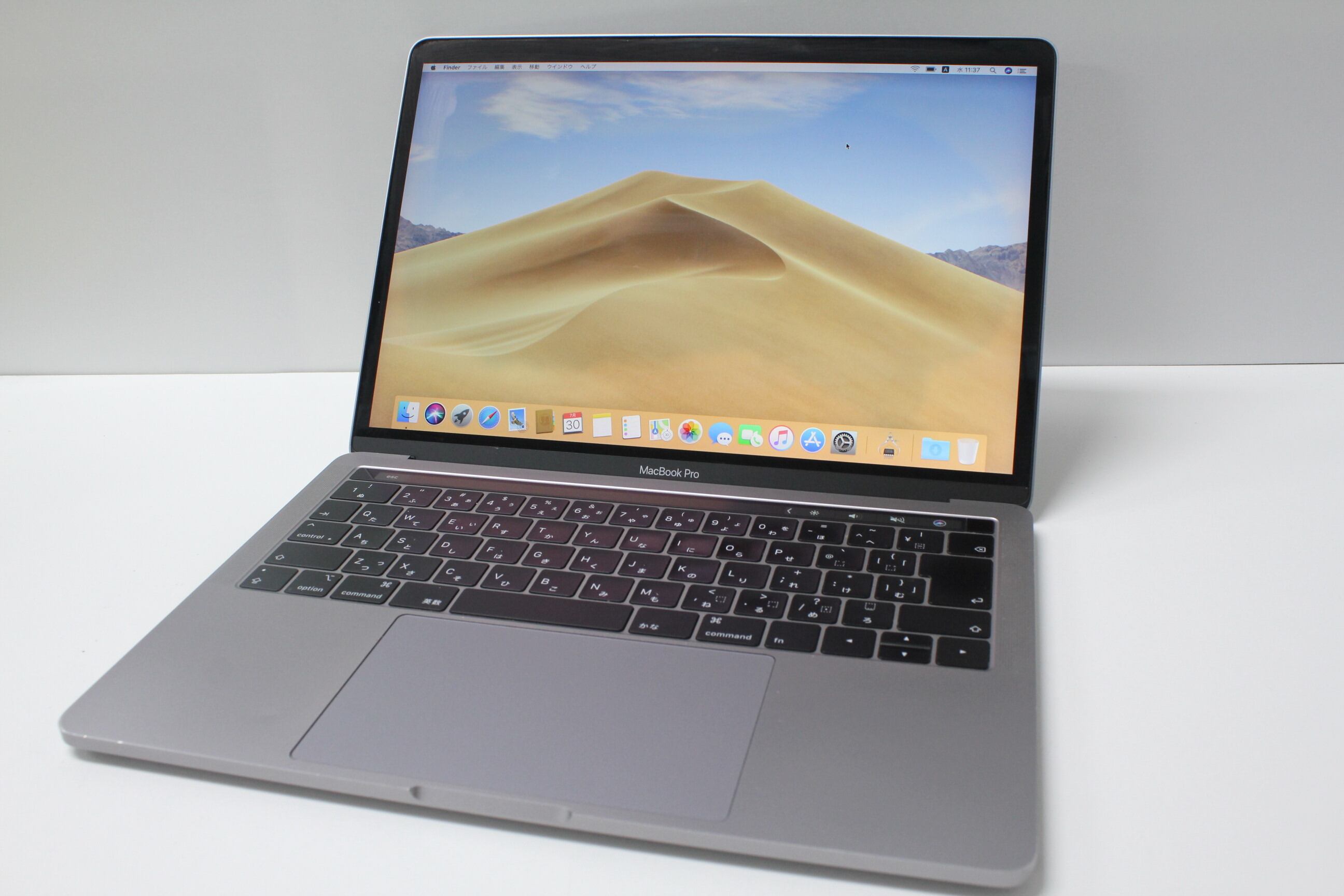 MacBook Pro（13インチ,2020,Thundeabolt 3ポート x 4）256GB/8GB