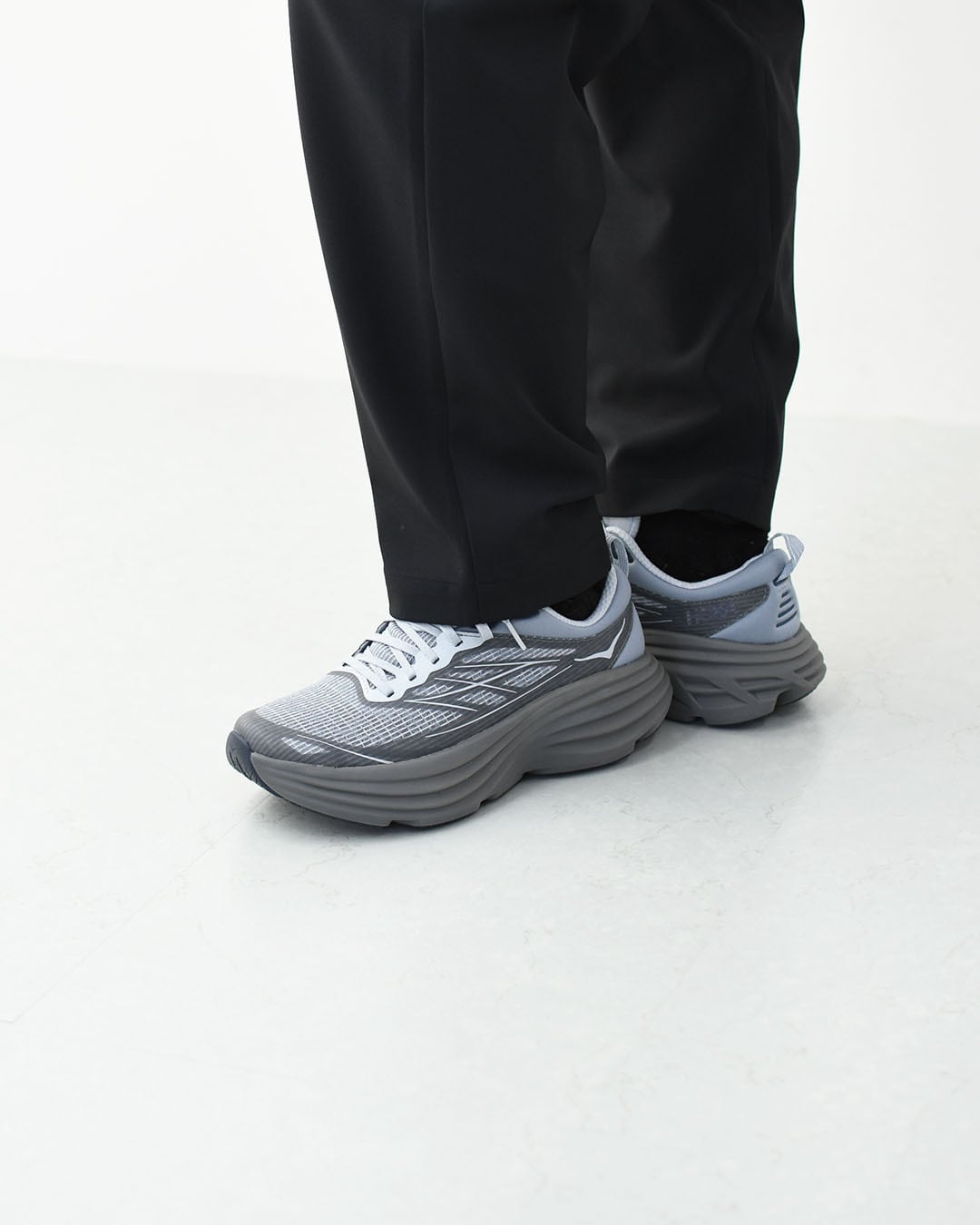 HOKA ONE ONE [ホカオネオネ] U BONDI 8 TS CAGED [1155391-wmn