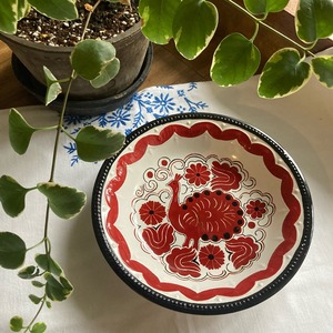 ハンガリー 黒縁　鳥と花モチーフの飾り皿