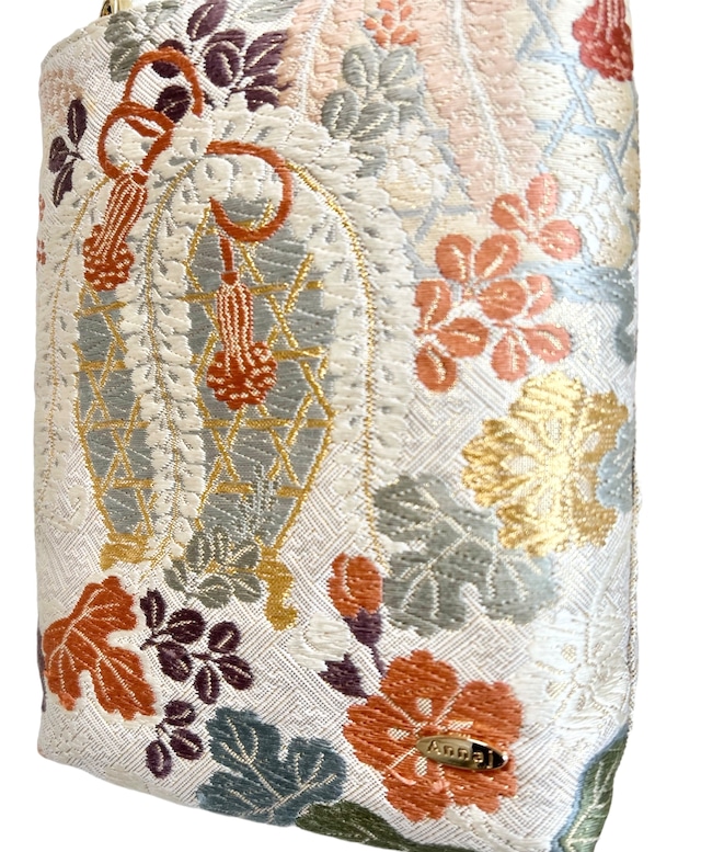 270-575たて型サコッシュ 六本木ヒルズ ハリウッドビューティープラザ3F