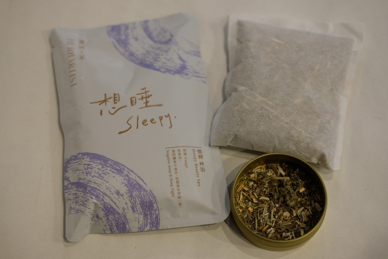 賣艸人家｜ 好夢茶(入浴パックとブレンド茶のセット)