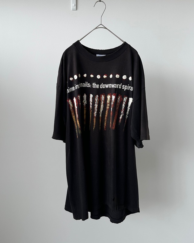-Nine Inch Nails- Vintage 90s XL The Downward Spiral Print T-Shirt made in USA