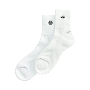 KICKS Logo Socks / white