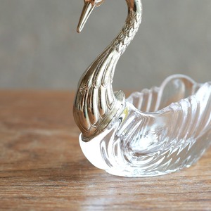 可憐な白鳥の小物入れ 23