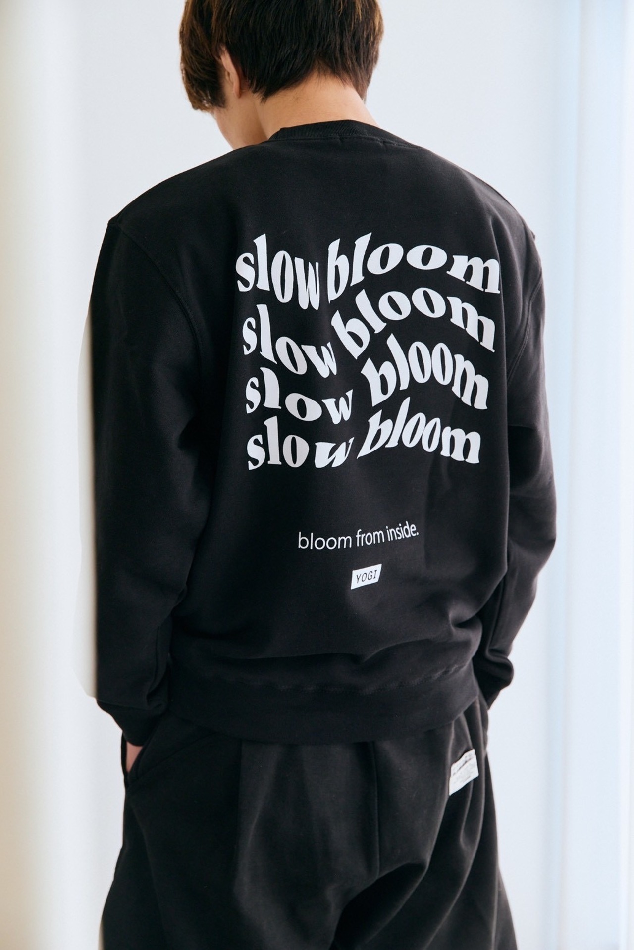 slow bloom Sweatshirt (ブラック)