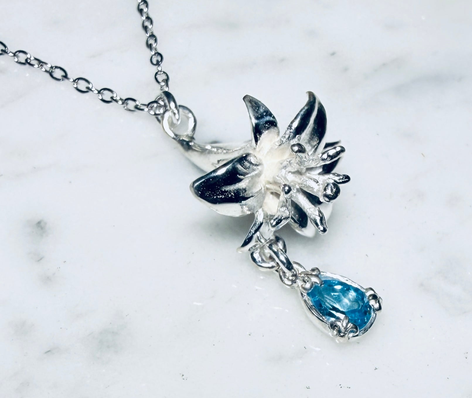 Elan Vital エランヴィタール シルバー925 バラモチーフ ネックレス Elan Vital by BLUE ROSE KIYO | BLUE ROSE