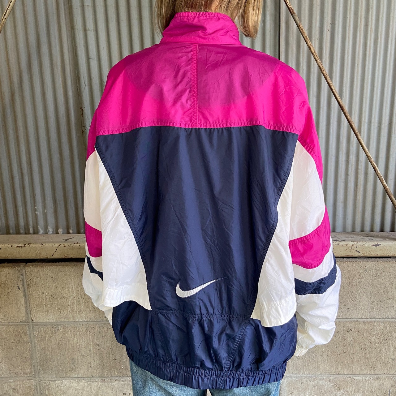 90年代 NIKE ナイキ バックロゴ 刺繍 ナイロンジャケット メンズL 古着  