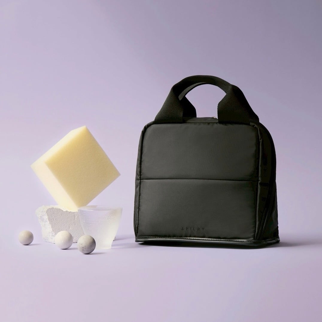 ☆新品☆BRILMY・ZUBORA COSME POUCH BRILMY ズボラさんでも整理がかなう 仕切り付き巾着コスメポーチ BOOK