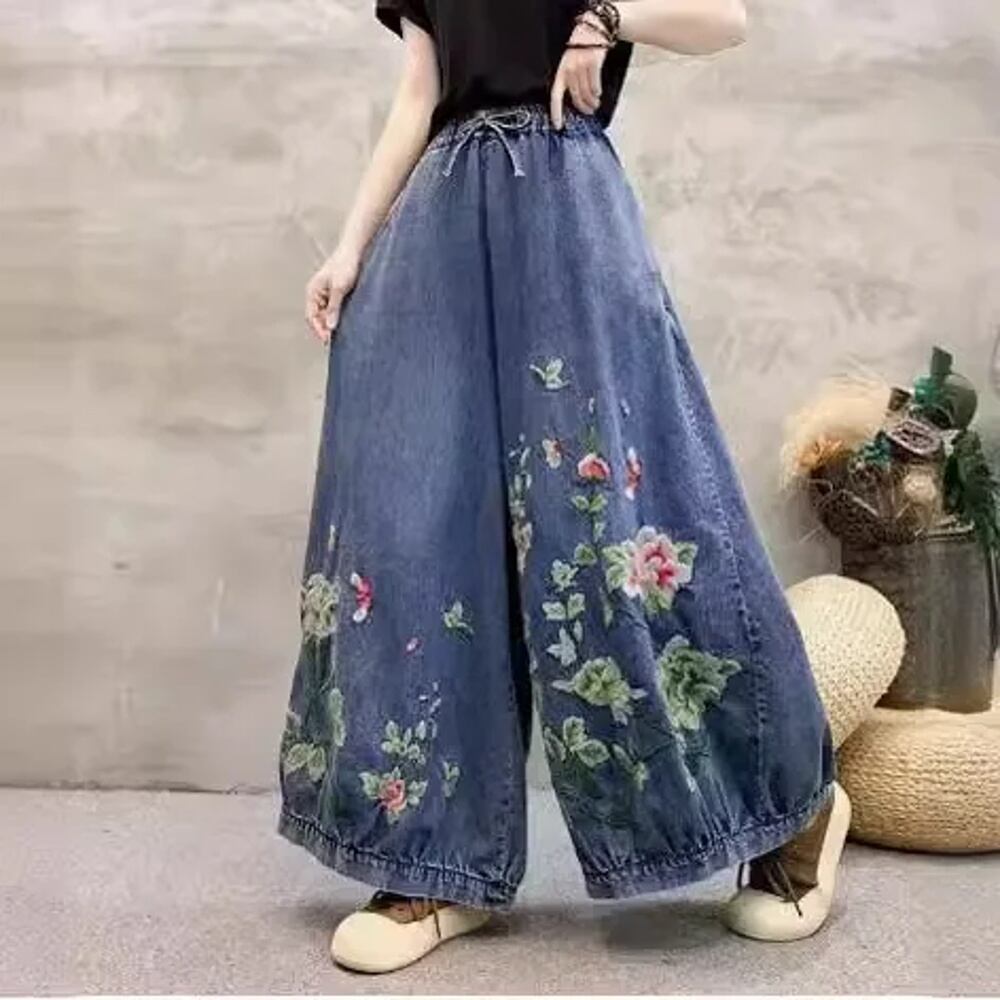 女性のための刺繍されたデニムジーンズ,フルレングスのブルマ,伸縮性の