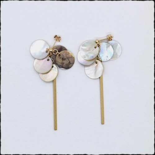shell plate earrings/ シェルプレート