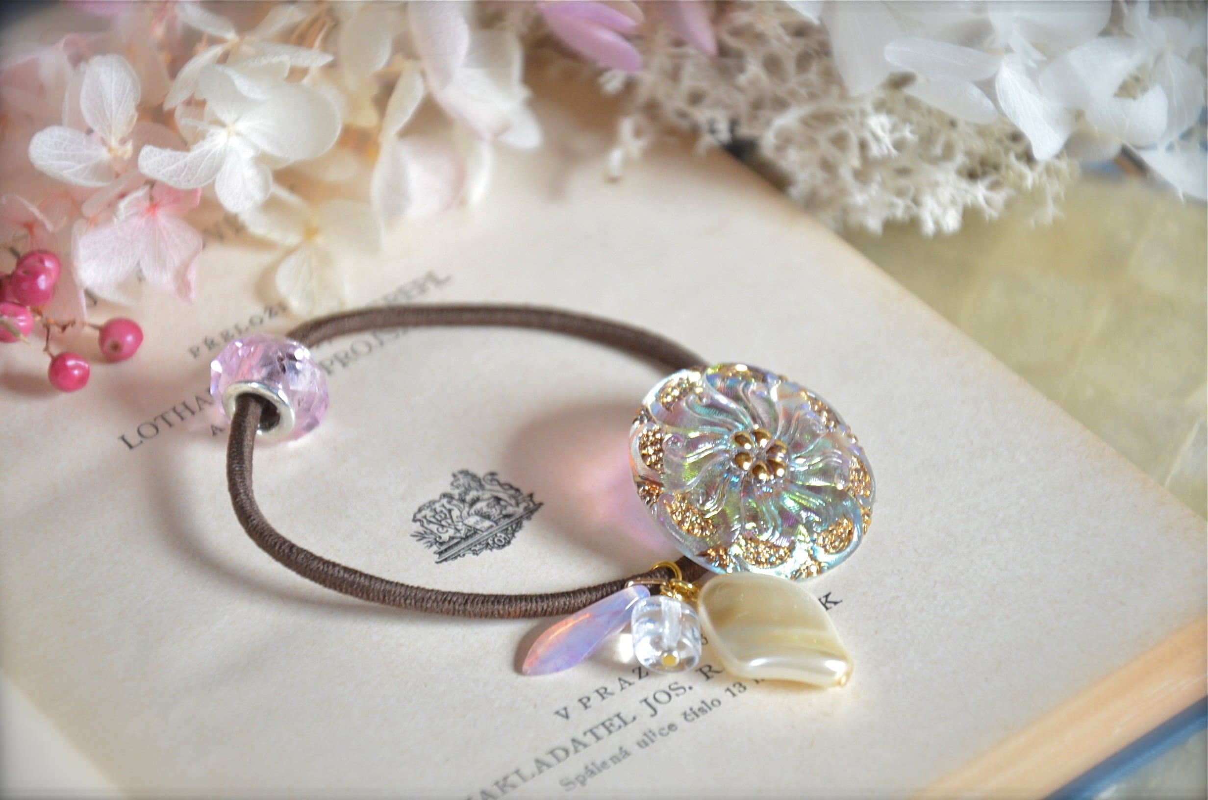 東雲牡丹】 髪留め チェコガラスボタン | EMILIE CZECH BEADS BUTTON