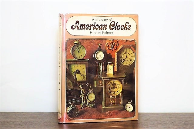 A Treasury of American Clocks /display book