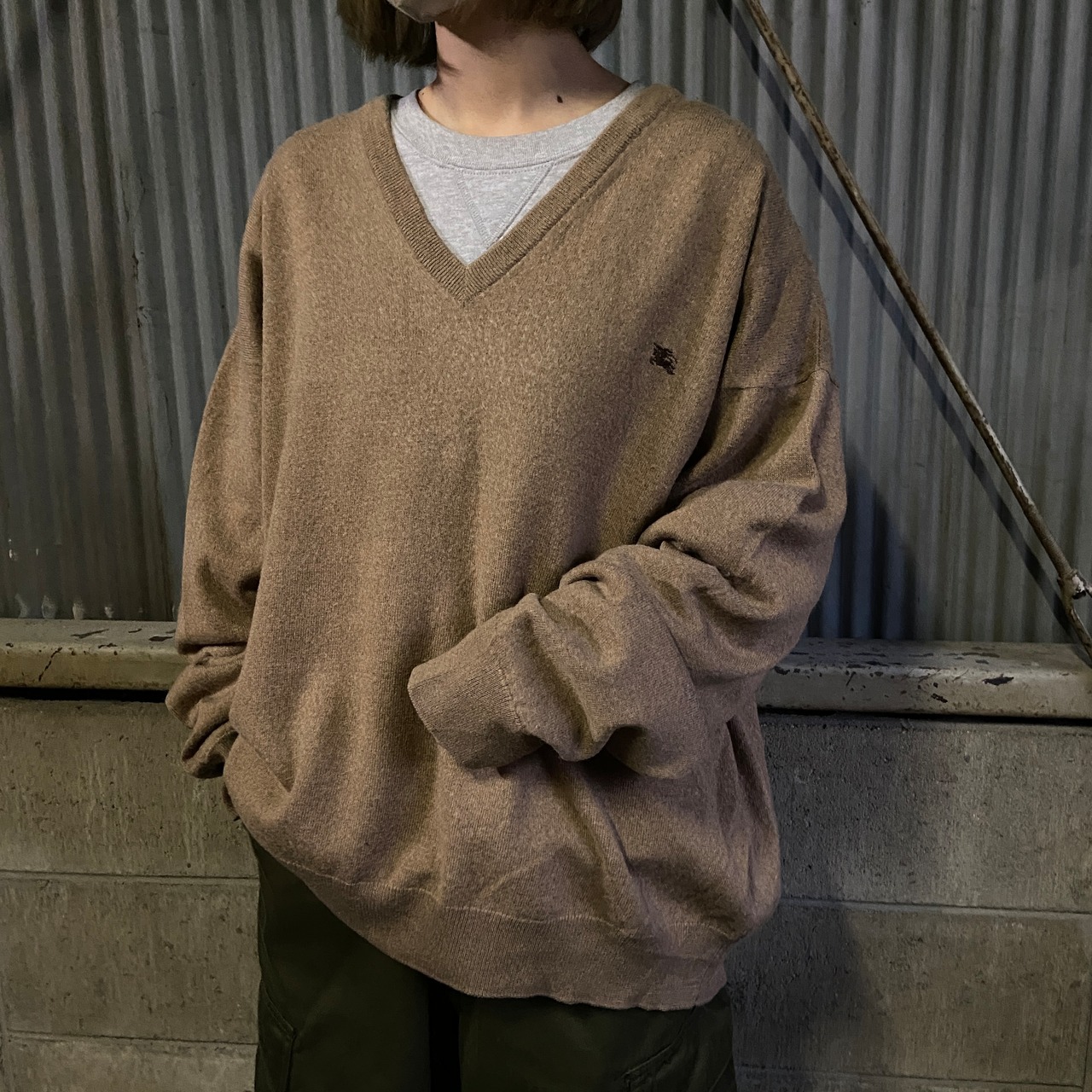 ビッグサイズ バーバリー ウール×アクリル Vネック ニットセーター  