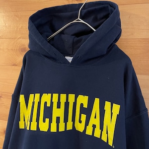 【GILDAN】カレッジ ロゴ スウェット パーカー フーディ MICHIGAN ミシガン大学 M US古着