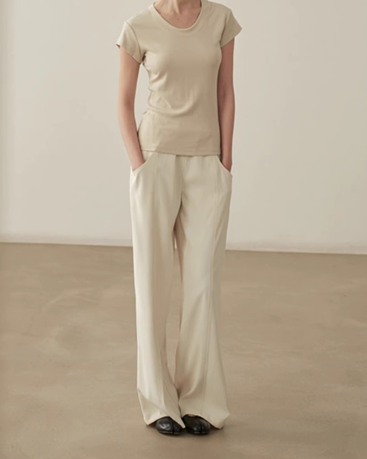 Center stitch easy wide Pants T20265