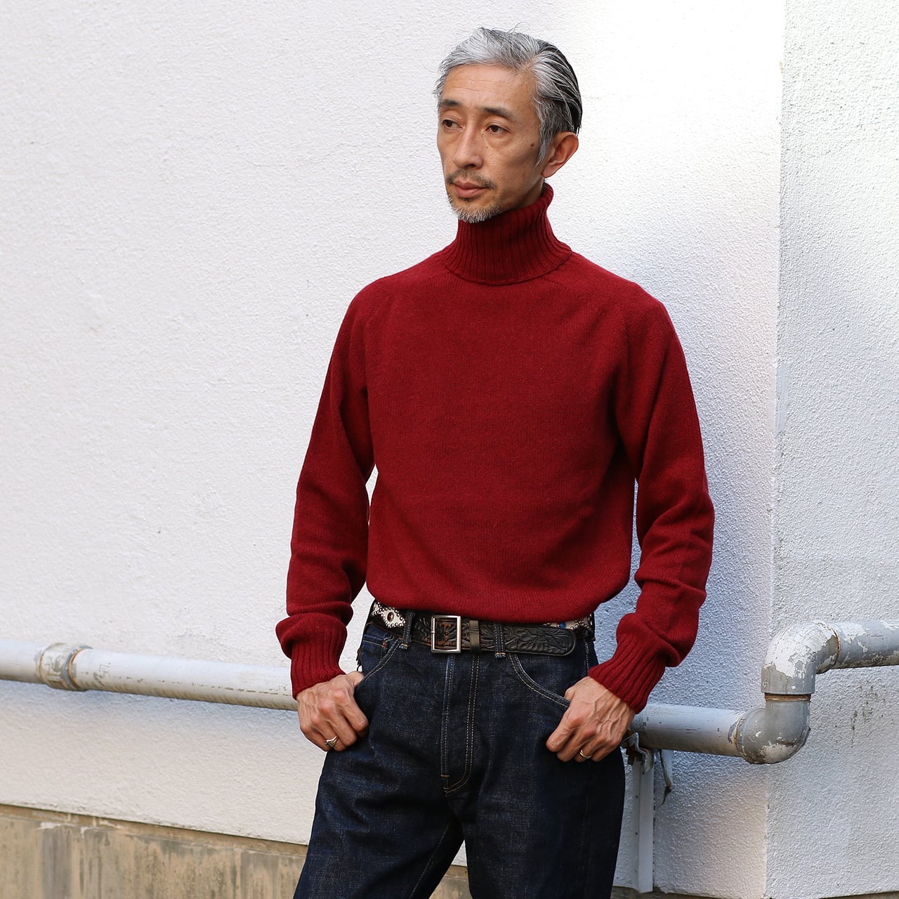 な*ん様 YVES SAINT LAURENT ラムウール タートルネック セー YVES SAINT LAURENT ラムウール タートルネック セーター L