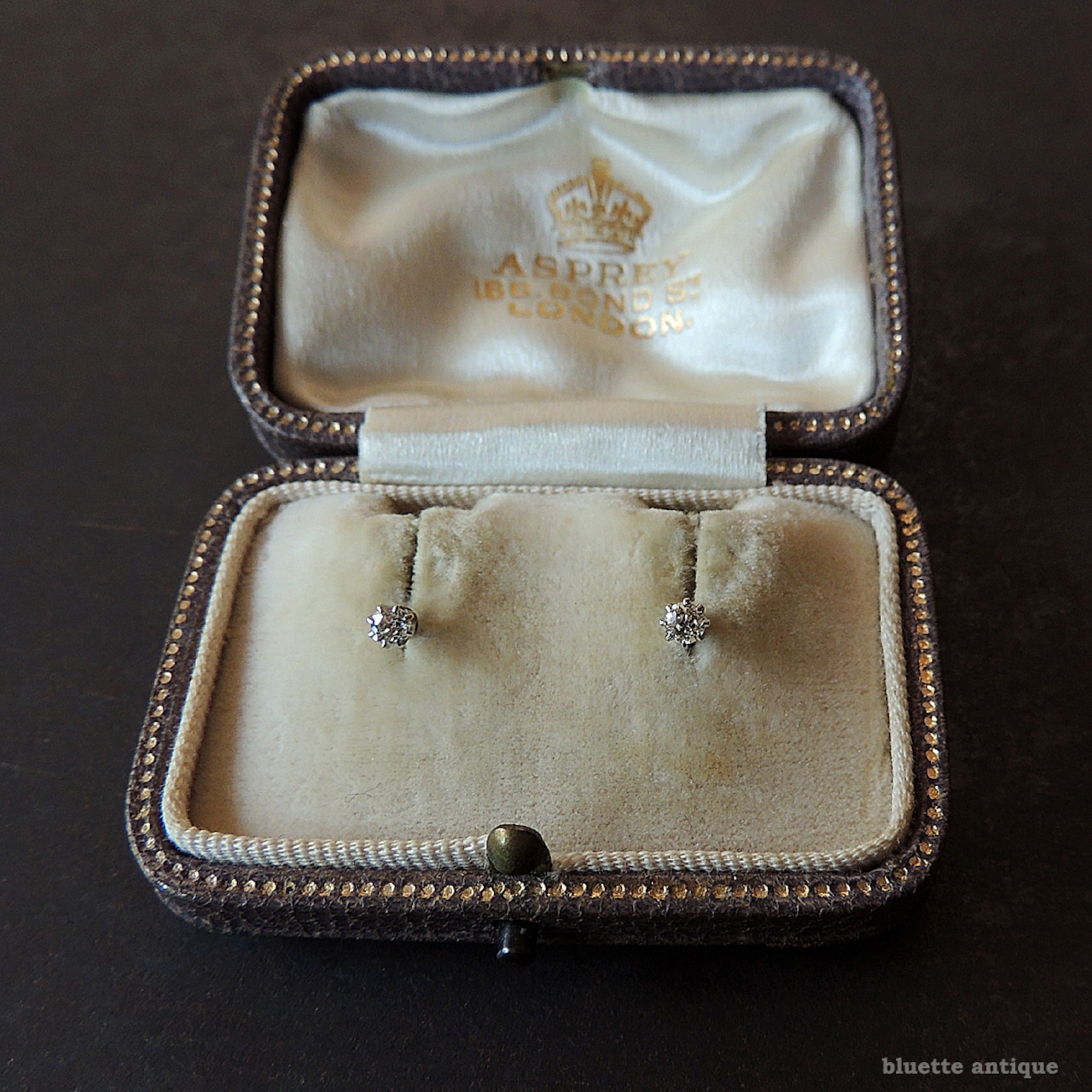 アンティークジュエリー 9ctゴールド 天然ダイヤモンド ピアス(鑑別書付)